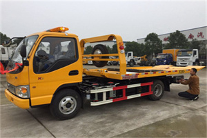 榆树哪里有拖车服务